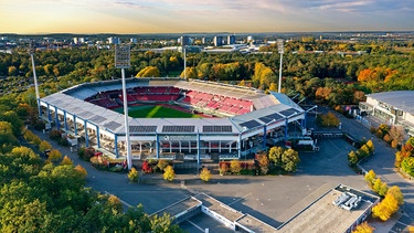 Luftbild des Max-Morlock-Stadions in Nürnberg. | Bild: picture alliance / imageBROKER | Norbert Probst