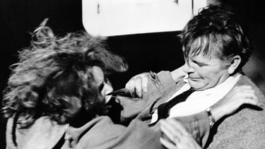 Das Leben des alternden Akademikerpaares George (Richard Burton) und Martha (Elizabeth Taylor) besteht nur noch aus Streit, gegenseitiger Bloßstellung und Demütigung. | Bild: BR/Telepool