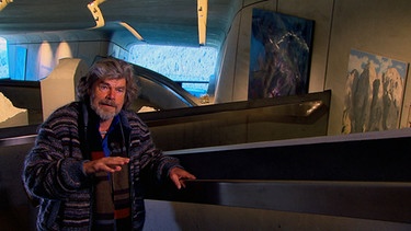 Reinhold Messner im Museum | Bild: BR
