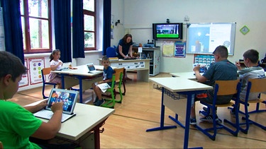 Schulklasse auf Ilovik | Bild: BR