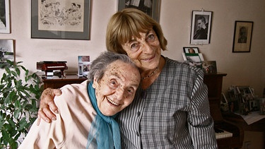 Dokumentarfilm "Sie spielten um ihr Leben": Von links: Pianistin Alice Herz-Sommer (1903-2014) und Sängerin Greta Klingsberg (Jahrgang 1929) waren gemeinsam im KZ Theresienstadt. | Bild: BR