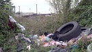 Müll in der Landschaft | Bild: BR
