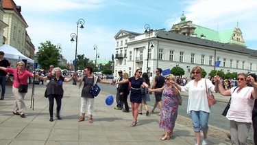 Kundgebung PoE Warschau | Bild: BR