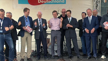 Vertreter der AfD um  Bernd Lucke | Bild: BR