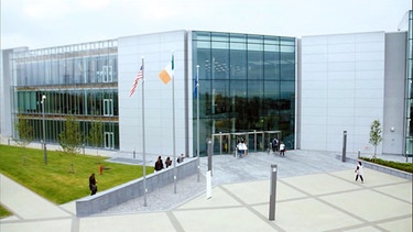 Das Gebäude von Apple in Cork | Bild: BR