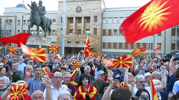 Mazedonien Proteste in Mazedonien | Bild: BR