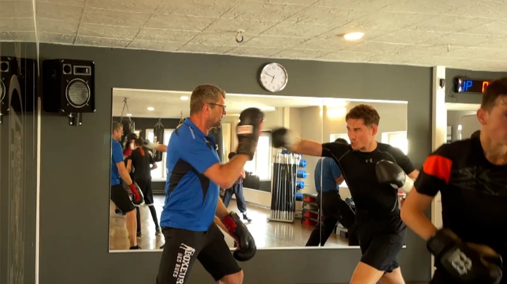 Boxer beim Training. | Bild: BR