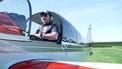 Einer der ehreamtlichen Piloten, der im Sommer, die Luftbeobachter über die Wälder fliegt. | Bild: BR