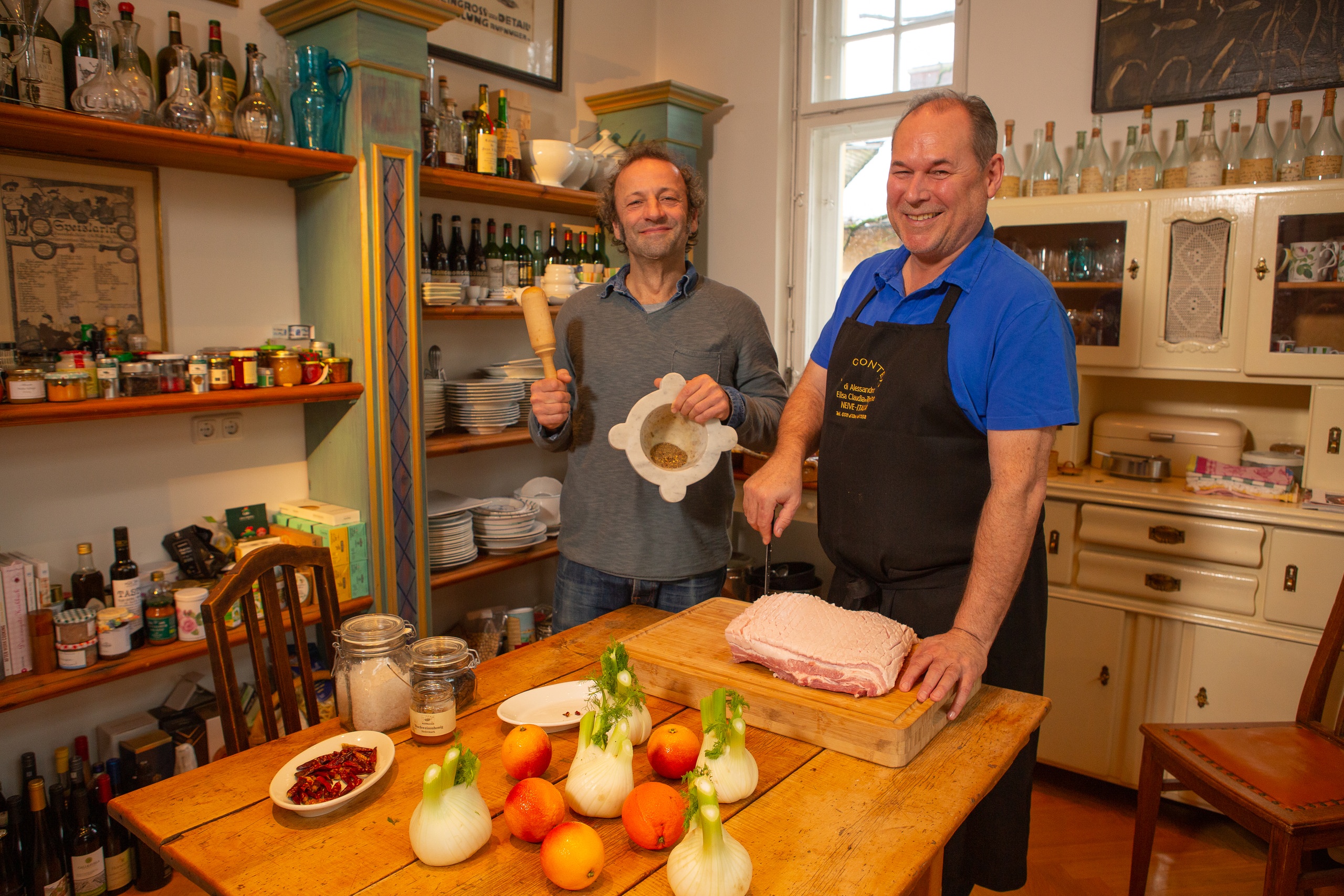 Schmidt Max und Otto Geisel kochen einen Sonntagsbraten | Bild: André Goerschel