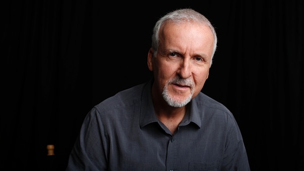 Director James Cameron poses for a portrait in Manhattan Beach, California April 8, 2014. Cameron ventured where no other human had gone before and fulfilled a childhood dream in "Deepsea Challenge 3D," a documentary that follows him to the undiscovered reaches of the planet. | Bild: Reuters (RNSP) /Lucy Nicholson
