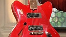 Rote E-Gitarre | Bild: Bayerischer Rundfunk