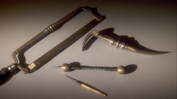 Alte medizinische Werkzeuge | Bild: BR