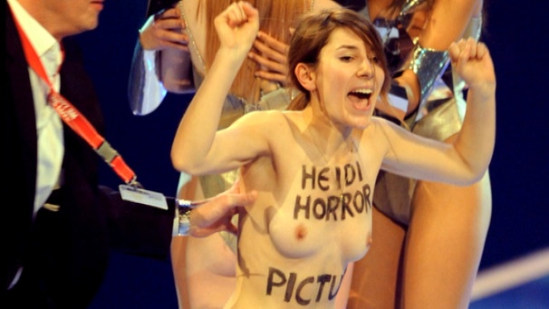Femenprotest bei Heidi Klum | Bild: BR