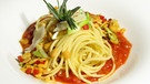 Spaghetti mit Gemüsebolognese | Bild: BR / Endriß