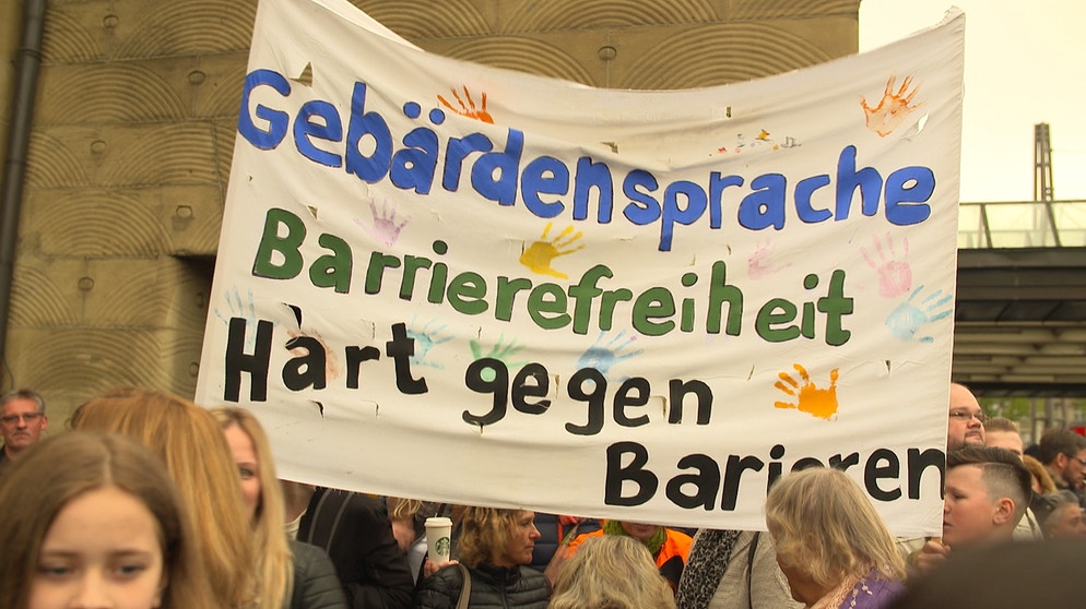Europäischer Protesttag Demo in Karlsruhe - Bayerischer Rundfunk