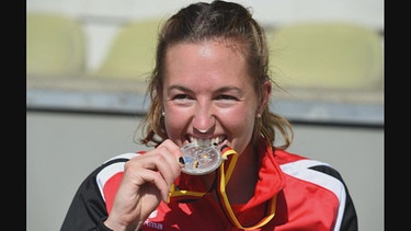 Nadine Brutscher – Silber über 100m Hürden | Bild: BR