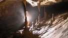 Die Höhlenforscher sind manchmal tageland von der Außenwelt abgeschlossen.  | Bild: Gerhard Baur Filmproduktion