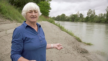 Für Marianne Klose ist das Hochwasser 1985 zur Existenzbedrohung geworden. | Bild: BR/Petra Schütz
