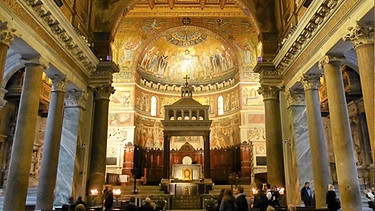 Blick in die Kirche Santa Maria in Trastevere in Rom | Bild: Annette Eckl