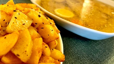 Tellersülze mit Bratkartoffeln  | Bild: BR/Andi Christl