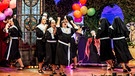 Fastnacht in Franken 2020: Tanzsportgarde TSG als Nonnen | Bild: BR/Philipp Kimmelzwinger