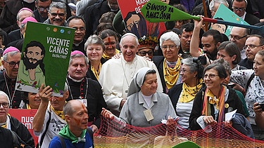 Eröffnung der Amazonas-Synode in Rom | Bild: picture-alliance/dpa