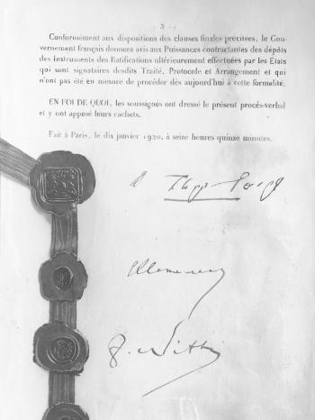 Versailler Vertrag von 1919: das Friedensprotokoll | Bild: SZ Photo / Scherl