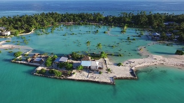 Kiribati versinkt im Meer. | Bild: SWR/SWR/BildManufaktur