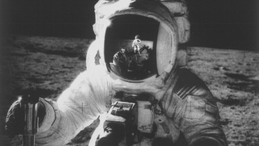 Der Mann im Mond - ein großer Schwindel? | Bild: BR/NASA/NDR/ORF/Point du Jour Int.