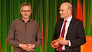 Prof. Dr. Hauke Harms mit Moderator Jan-Martin Wiarda | Bild: BR/Henrik Jordan