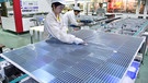 Solarproduktion in China | Bild: dpa-Bildfunk