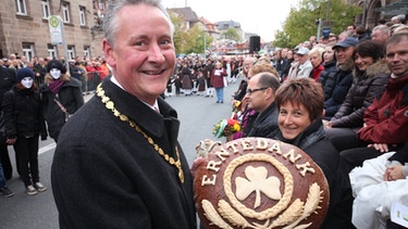 Oberbürgermeister Thomas Jung auf dem Kirchweih-Umzug | Bild: News 5