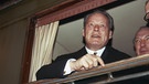 Willy Brandt im Zug | Bild: picture-alliance/dpa
