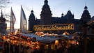 Eingang zu Weihnachtsmarkt in Aschaffenburg | Bild: BR