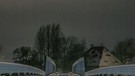 Eisige Grüße aus Oberfranken gehen raus an euch Franken. Hier die Brücke in Hausen Lkr. Lichtenfels in Winter nächtlichem Schein. | Bild: Sebastian Sembach, Rödental, 20.01.2024