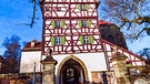 Eingang der Wehrkirchenanlage in Burgbernheim. | Bild: Robert Schumann, Uffenheim, 03.03.2024