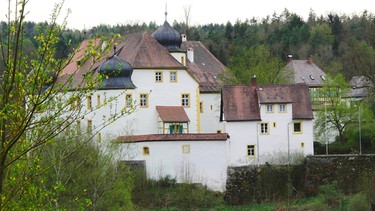 Schloss Aufseß in der Fränkischen Schweiz  | Bild: Willi Dressel - Bischwind a.R. (30.04.12)