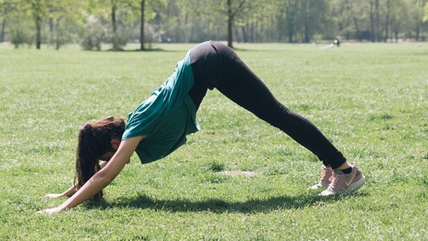 Yoga zur Entspannung | Bild: BR/Johanna Schlüter