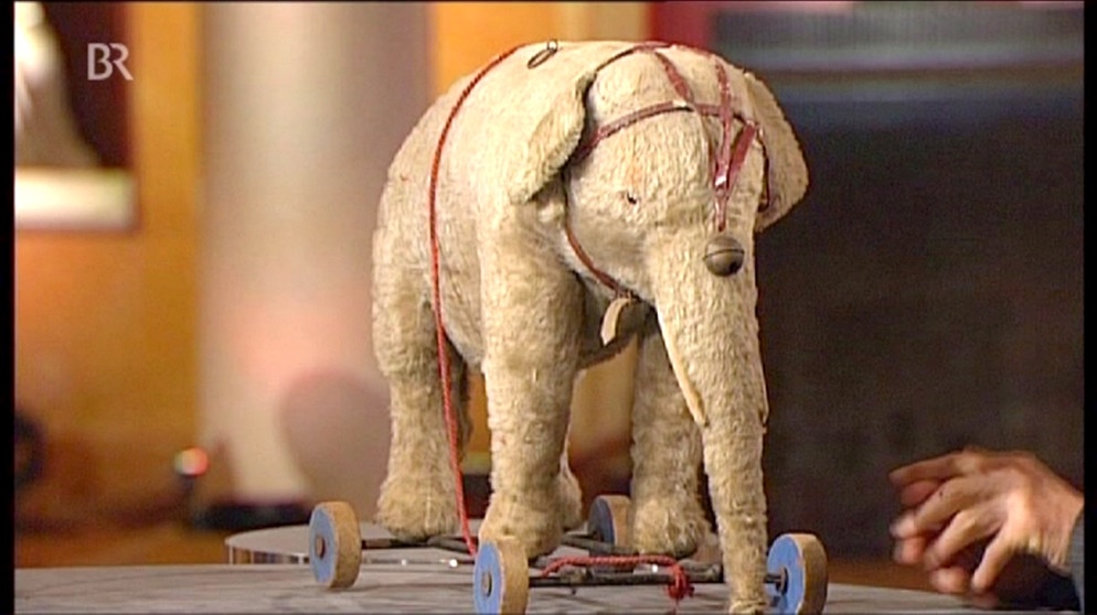 Elefant der Firma Steiff, um 1930 | Bild: Bayerischer Rundfunk