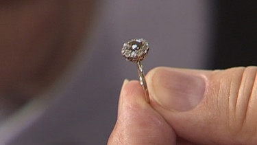 Ring mit braunem Diamant vom Wiener Juwelier Tresnak | Bild: Bayerischer Rundfunk