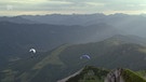 Gleitschirmflieger im Rofan | Bild: BR Fernsehen