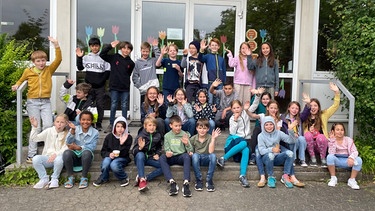 Heldenklasse: Klasse 4c der Goethe-Kepler-Grundschule in Würzburg. | Bild: Goethe-Kepler-Grundschule Würzburg