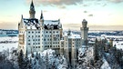 Schloss Neuschwanstein bei Hohenschwangau in Bayern | Bild: picture-alliance/dpa