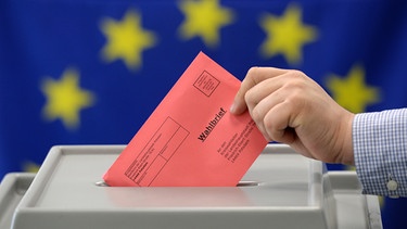 Eine Stimmabgabe für das Europäische Parlament, fotografiert als Symbolbild. | Bild: picture-alliance/dpa