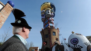 Hundertwasserturm in Abensberg | Bild: picture-alliance/dpa