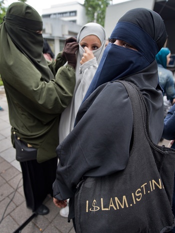 Salafismus | Bild: picture-alliance/dpa|  Boris Roessler
