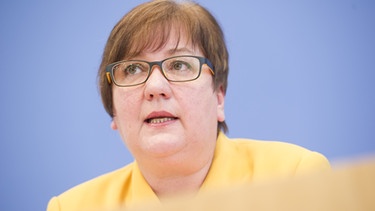 Iris Gleicke, Bundesbeauftragte für die neuen Bundesländer | Bild: picture-alliance/dpa| Paul Zinken