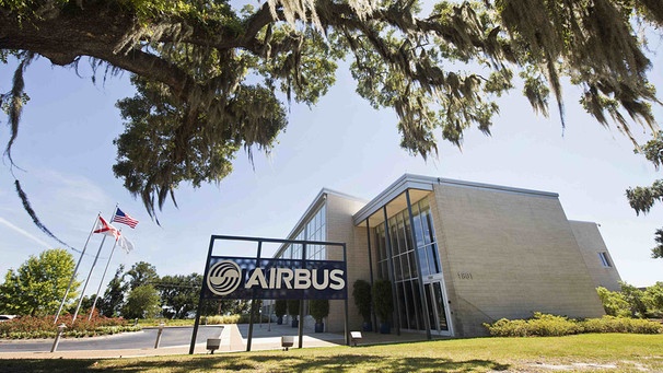 Airbus lagert Rüstungstechnologie aus | Bild: Reuters (RNSP)
