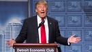 Republican presidential candidate Donald Trump speaks at the Economic Club  | Bild: picture-alliance/dpa