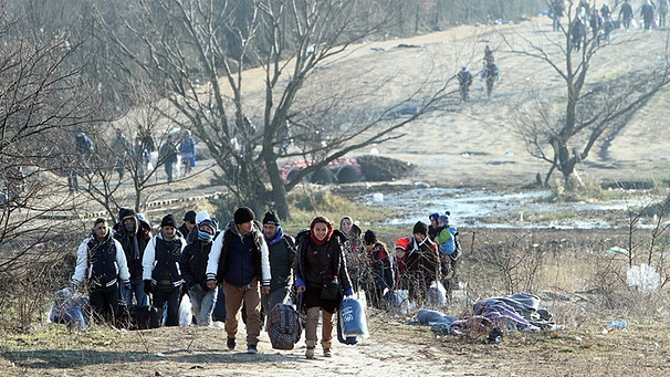 Flüchtlinge aus Syrien, dem Irak und Afghanistan | Bild: picture-alliance/dpa